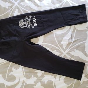 NEW SOULCYCLE Wunder Under Crop leopard skull